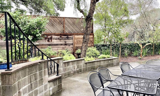 San Rafael Apartment | Spacious Quiet 2 Bd Apt-Easy Access to DT SR/SF