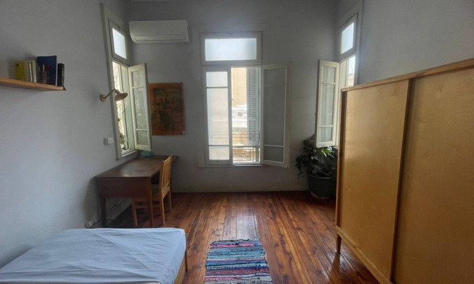 Al-Waili Bed & Breakfast | Spacious room in artistic home amid vibrant Cairo