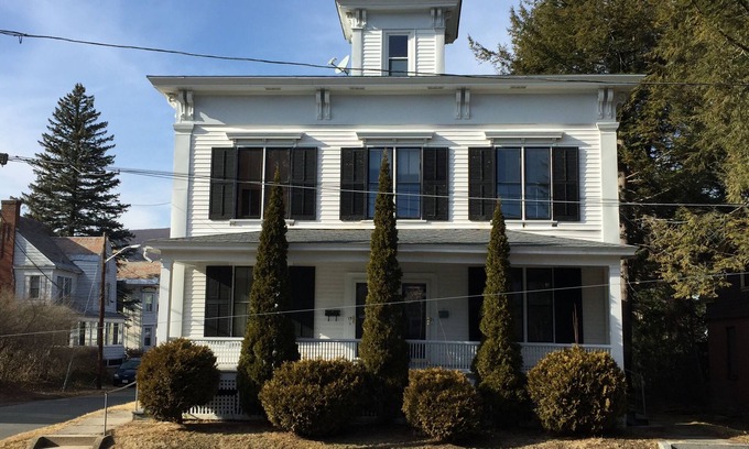 North Adams Apartment | Spacious Victorian duplex near MASSMoCA, MCLA (19)