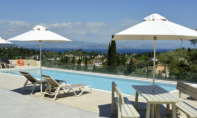 Kato Korakiana Apartment | Spacious villa apartment! Beautiful panoramic views & infinity pool.