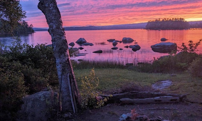 Hartland Cottage | Sparkling Great Moose Lake,Peaceful Cove,Awesome Sunsets,Gradual Sandy Beach,AC