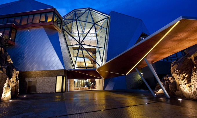 Vernon Hotel | Sparkling Hill Resort and Spa - Adults Only