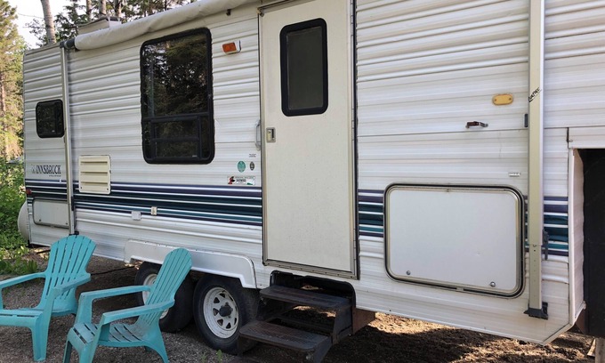 Clear Lake House | Sparrow - Camper at Sunset Bay