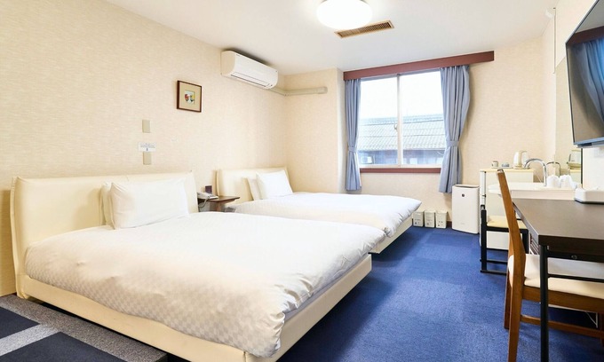 Ogaki Hotel | Special twin room wheelchair accessible Japanes/Ogaki Gifu