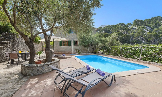 Selva Villa | Spectacular Mallorcan villa with private pool, Wi-Fi in Sierra Tramuntana