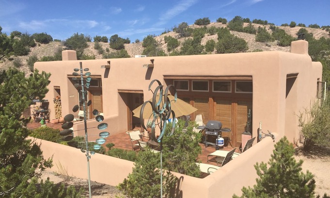 Nambe Pueblo Villa | Spectacular Mountain Views, Supreme Tranquility & Privacy in Tesuque!