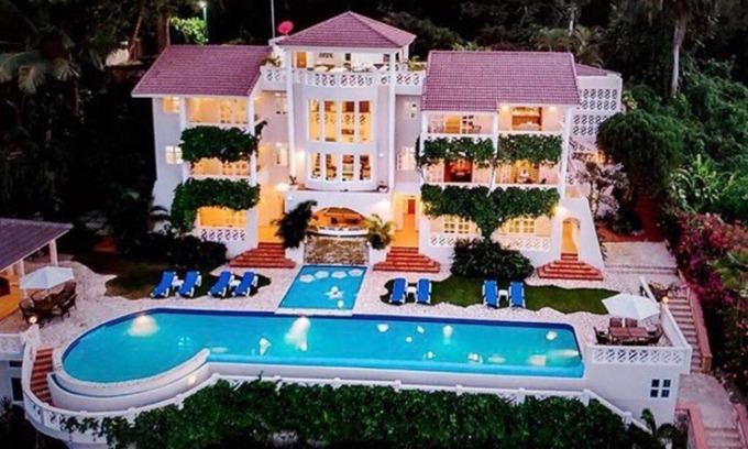 El Breton Villa | Spectacular Ocean Views - Cabrera - Sleeps 18