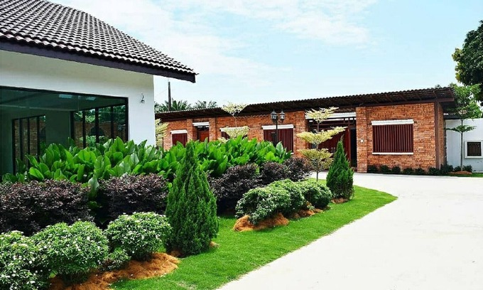 Tanjung Sepat Other | SPIC'S Lake Holiday Villa and Lodging