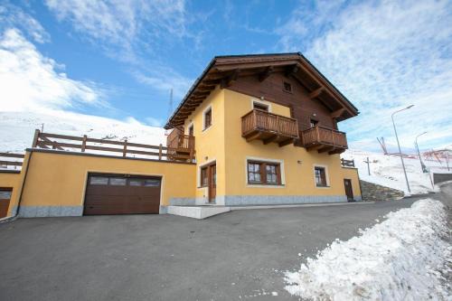 Sant'Anna Apartment | Sponda Ski in- Ski out 50m - Happy Rentals