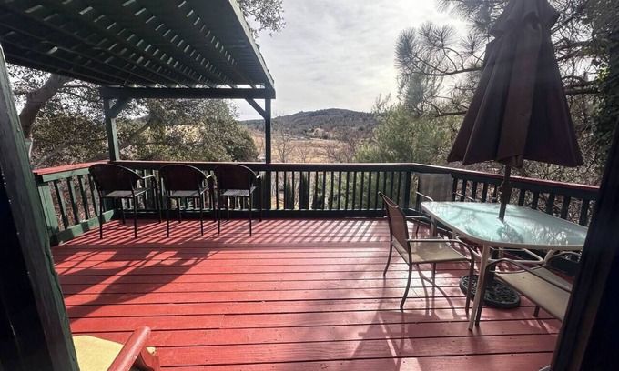 Julian Apartment | Spring Suite @ Eaglenest Inn w/Pool & SPA