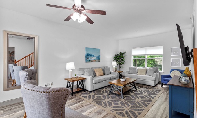 O'Fallon House | Springhurst Serenity: Fresh 4BR Getaway