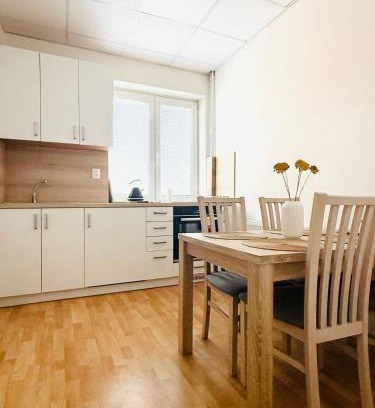 Cierny Balog Apartment | Srdce Mesta Pod Lipou - smart apartmán v centre