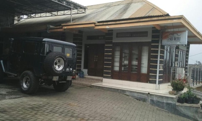 Argosari House | Sri Dewi Homestay