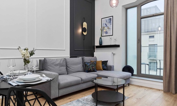 Srodmiescie Apartment | Staromłyńska 2 | Family Studio | Balcony