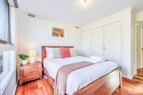 Cranbourne House | StayAU Newly Modern Comforts 3BRM Home Cranbourne