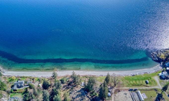 Sliammon House | Staycation Emmonds Villa