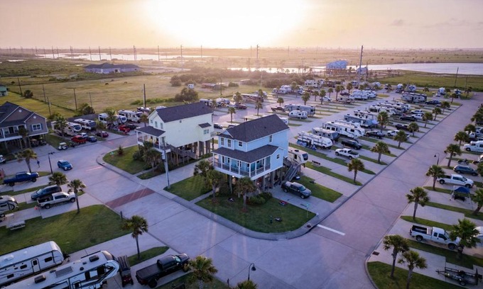 Galveston House | Stella Mare RV Resort