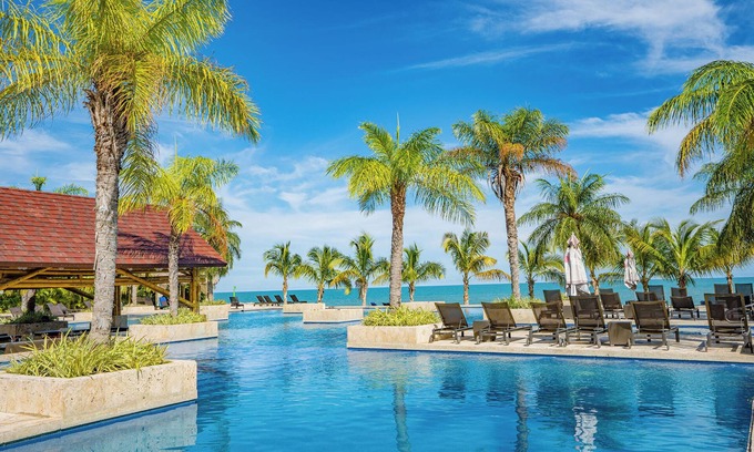 Playa Blanca Condo | Steps from Beach Club, Pools, Restaurants, Shopping and the Pacific!