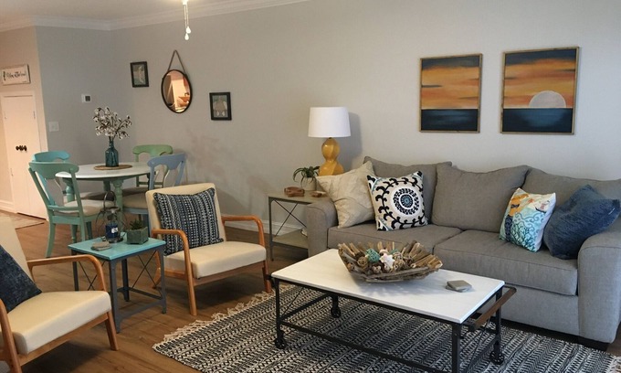 Ormond-by-the-Sea Condo | Steps to pristine, no-drive beach!