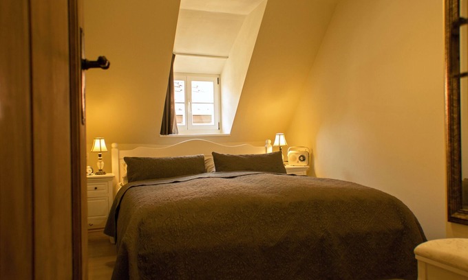 Quedlinburg House | Stobenstrasse Holiday Home | small half-timbered house with private garden terrace