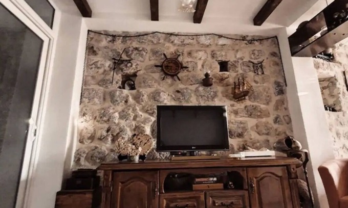 Rezevici Apartment | Stone house Đakonović is old family house. You can stay and enjoy in peace.