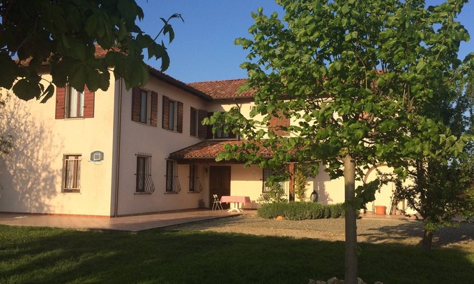 Montabone House | Stone house with large garden, terrace and vineyard. No vis-à-vis.