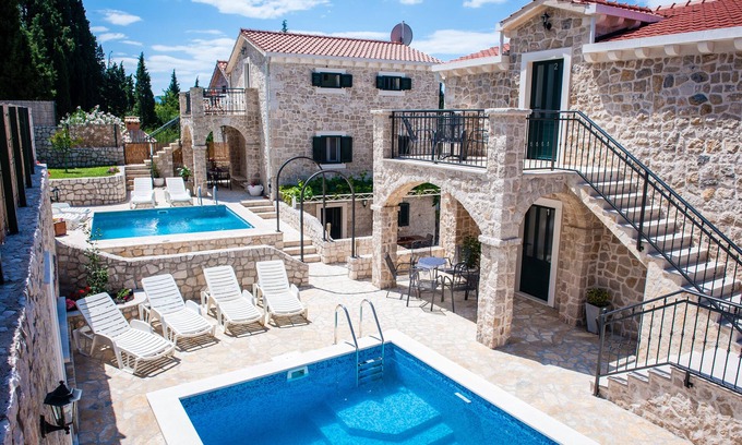 Kremena House | STONE HOUSES , COMPLETE PRIVACY , 7 BEDROOMS , 2 POOLS , IDEAL PLACE FOR HOLIDAY