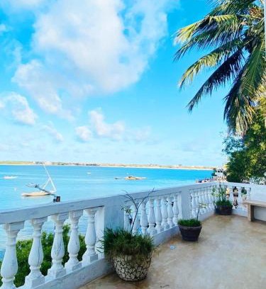 Lamu House | Stopover Guest House and Restaurant