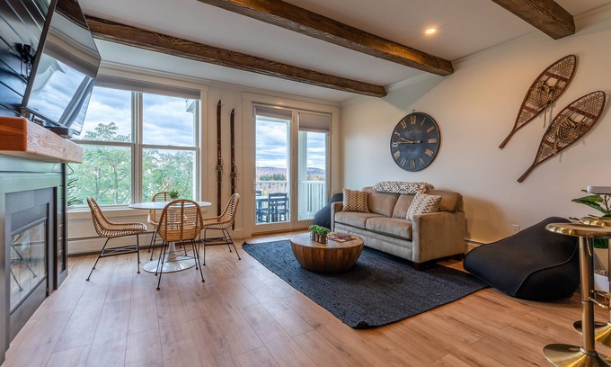 Stratton Mountain Condo | Stratton Mtn Studio | Renovated | Walk to Lifts
