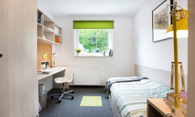 Fabryczna Apartment | Student Depot 96 | Wrocław | Cosy Studio | Desk