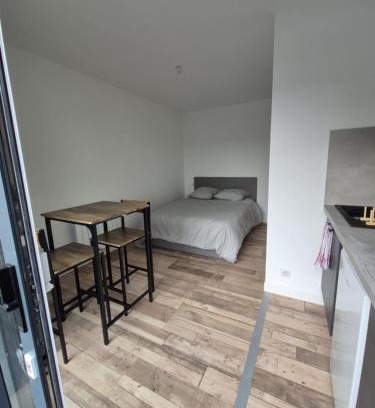 Saint-Mesmin Apartment | Studio à louer