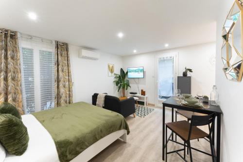 Cote Pavee Apartment | Studio 27m² sur la Côte Pavée avec parking privé