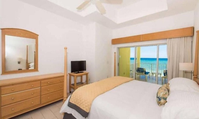 East End Hotel | Studio at Wyndham Reef Resorts