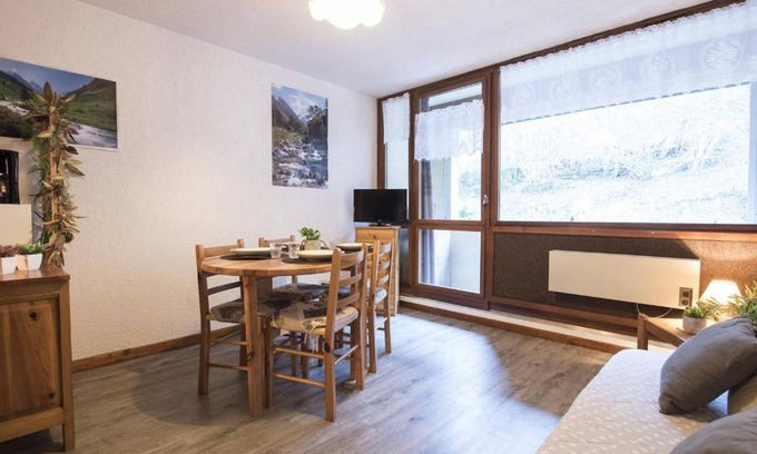 Saint-Lary-Soulan Apartment | Studio avec parking privé, proche centre, commerces et téléphérique - 4 pers. - FR-1-296-179
