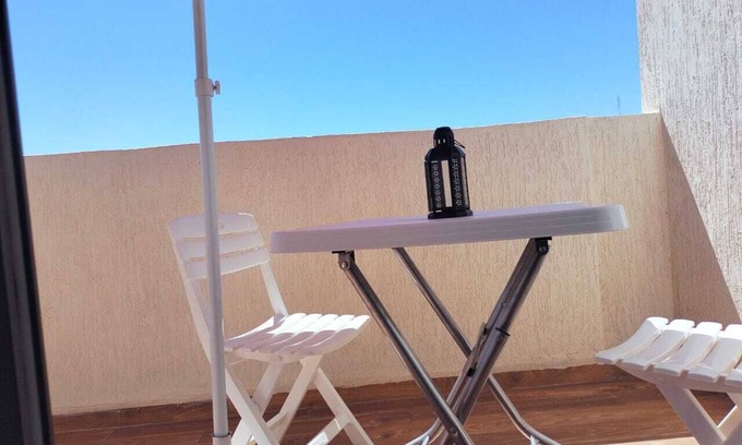 Kenitra Apartment | Studio cosy avec terrasse vue gare TGV