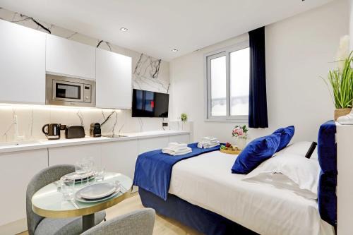 Bonne-Nouvelle Apartment | Studio ideally located in the heart of Paris