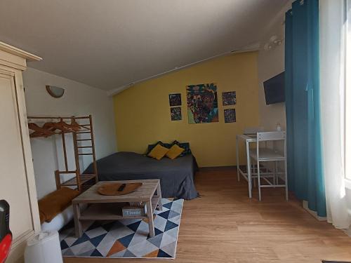 Caucalieres Apartment | Studio indépendant au calme avec parking privatif