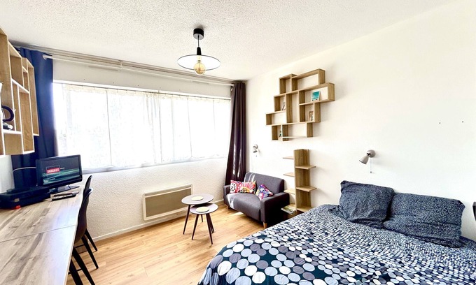 Saint-Nazaire Apartment | Studio MAJA close to beaches, amenities+parking