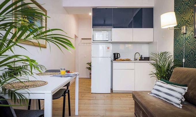 Ochota Apartment | Studio male (przy Szpitalu Banacha)