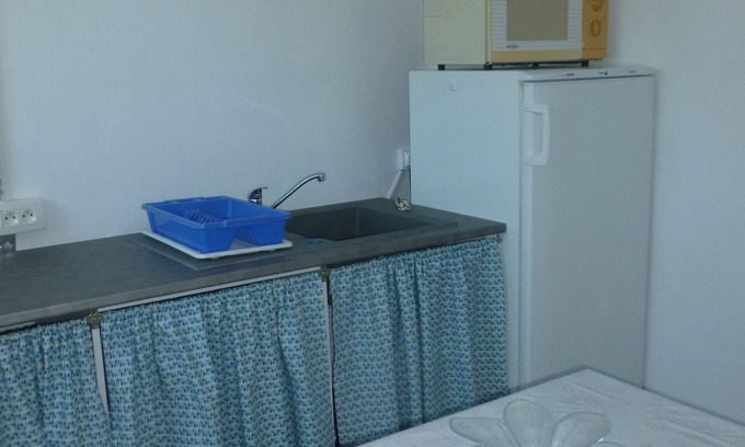 Semussac Apartment | Studio near all amenities and beaches