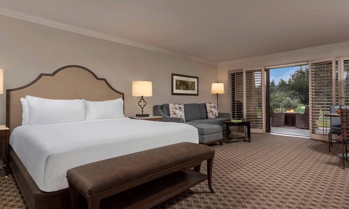 Rancho Bernardo Hotel | Studio Suite Firepit, Golf or Spa View at Rancho Bernardo Inn, Outdoor Pool