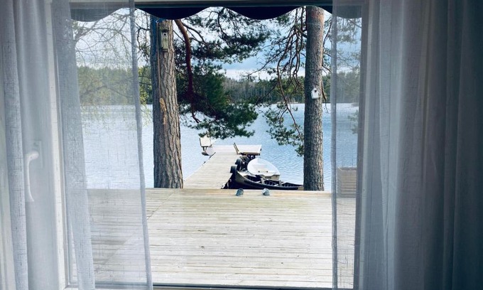 Vetlanda Cabin | Stuga Holmasjön