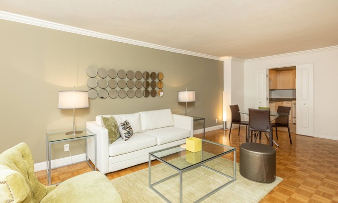 Fenway–Kenmore Apartment | Stunning 1 Bedroom in Luxury High Rise with Views