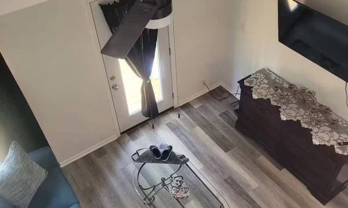 Slidell Apartment | Stunning 2-Bedroom Apartment with Modern Elegance