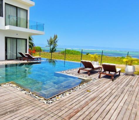 Surinam Villa | Stunning Beachfront Villa for a Perfect Getaway