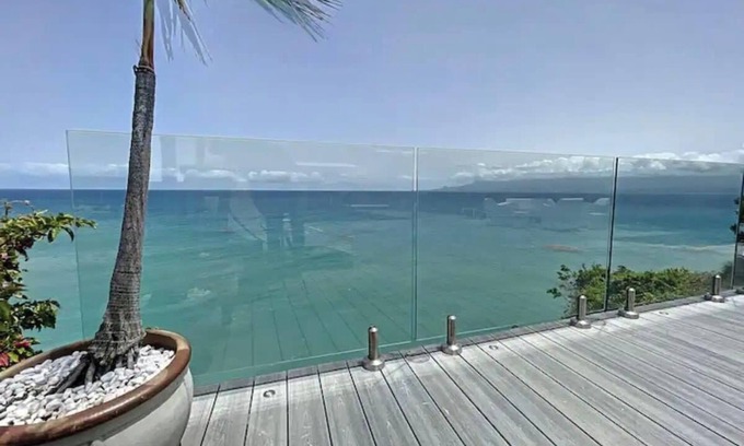 L'Houezel Villa | Stunning chic villa with private pool and jacuzzi