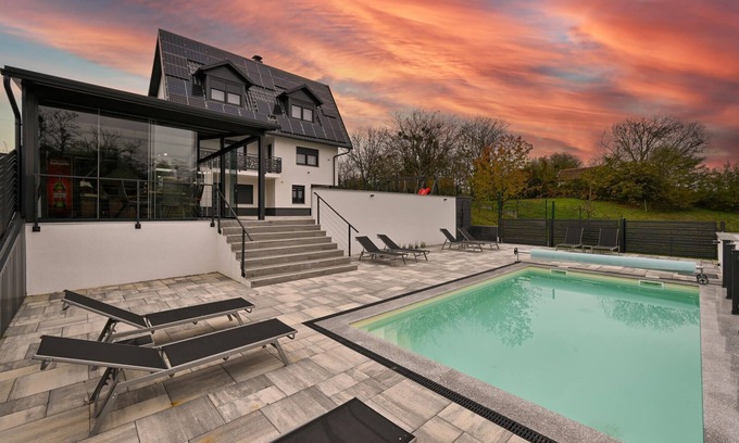 Ludbreg House | Stunning home in Vinogradi Ludbreski