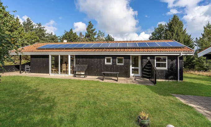 Torup Strand House | Stunning home in Fjerritslev with sauna