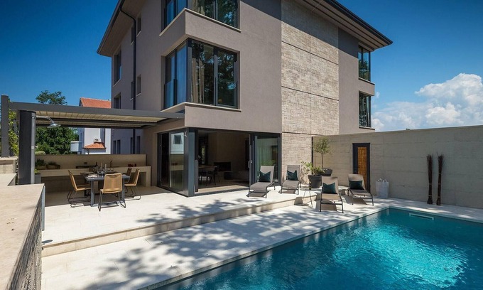 Krizine House | Stunning home in Umag