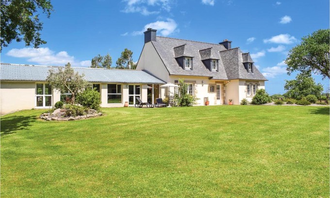 Yvias House | Stunning Home In Yvias With Sauna